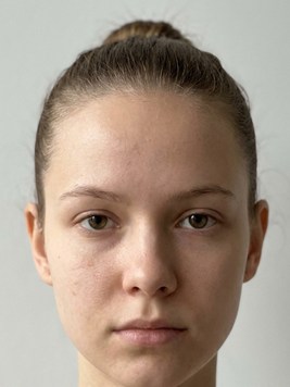 Round face shape, reference photo
